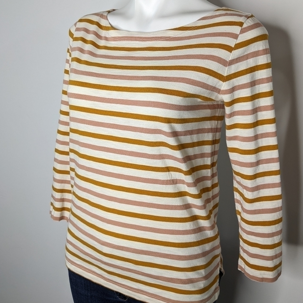 ✨3/$15 J Crew cream & mustard yellow striped 3/4 sleeve top XS - Picture 2 of 7